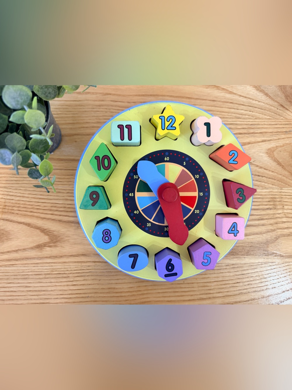 🌿4/$25 • Melissa & Doug Wooden Educational Shape Sorting Clock